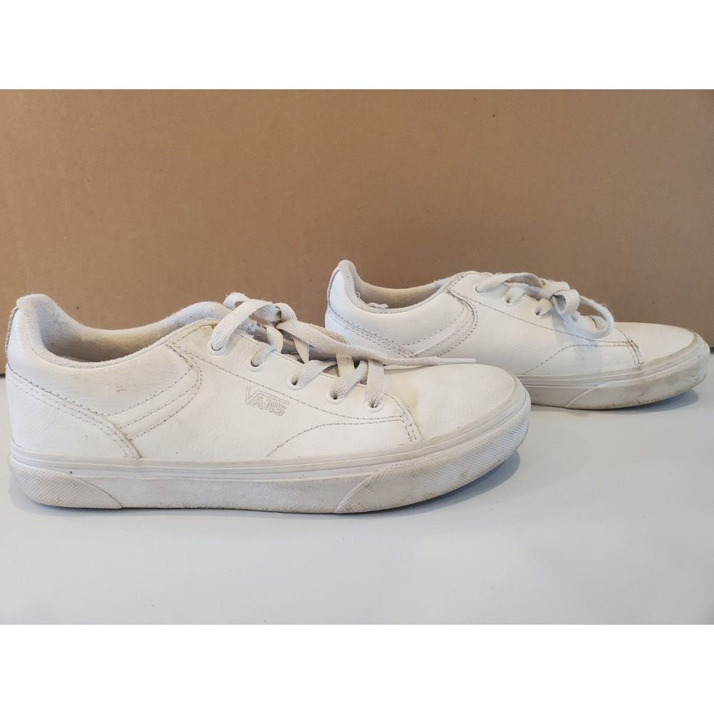 Vans Youth Size 4 White Low Top Sneakers Lace Up Casual Shoes